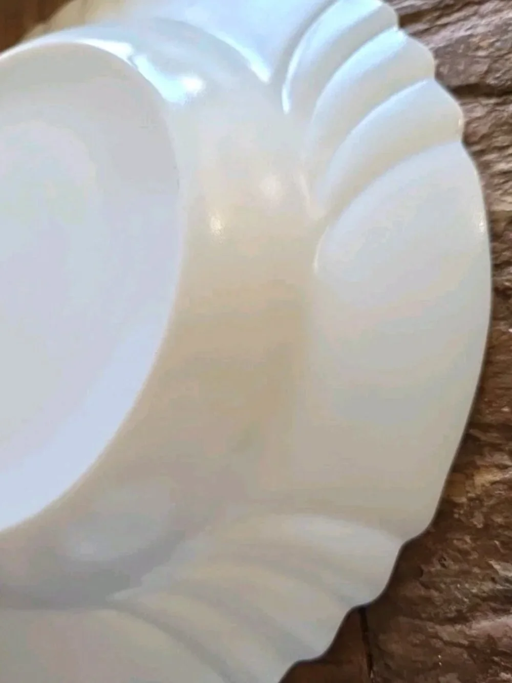 Arcopal France Soup Bowl Bowls White Set of 4 Luminarc Trianon Ruffled Rim 9